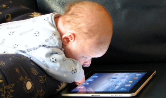 Bốn lời khuyên khi dùng Internet cho cha mẹ có con nhỏ - Ảnh 1. Bốn lời khuyên khi dùng Internet cho cha mẹ có con nhỏ